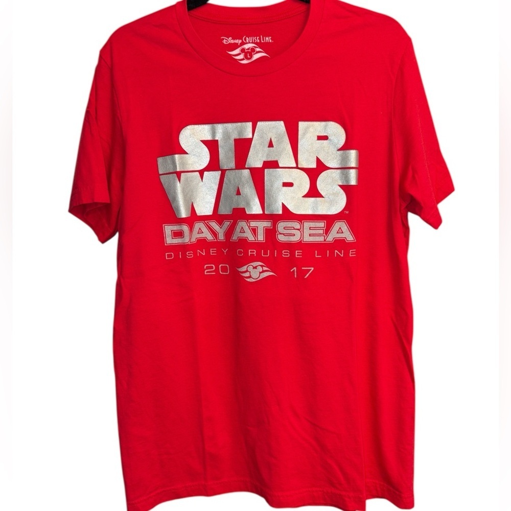 Disney Tshirt Star Wars Day At Sea 2017 100% cotton short sleeves size large